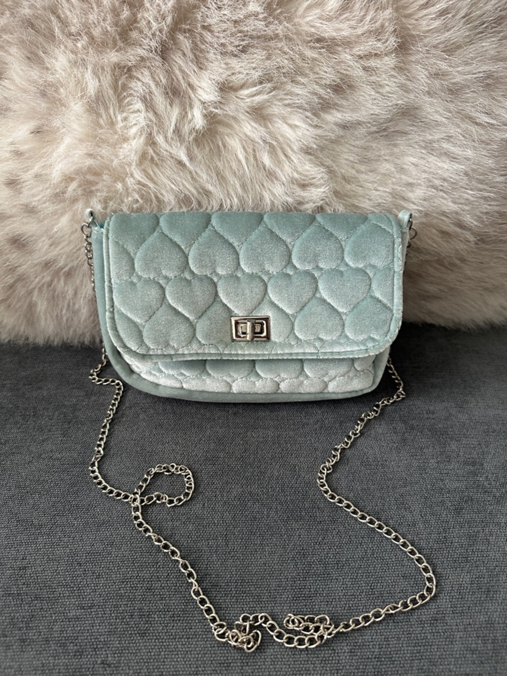 Quilted Heart Velvet Crossbody Bag in Mint